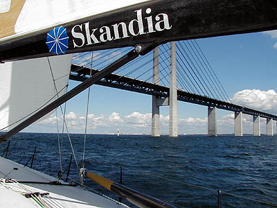 skandiaboat_16.jpg (39643 bytes)